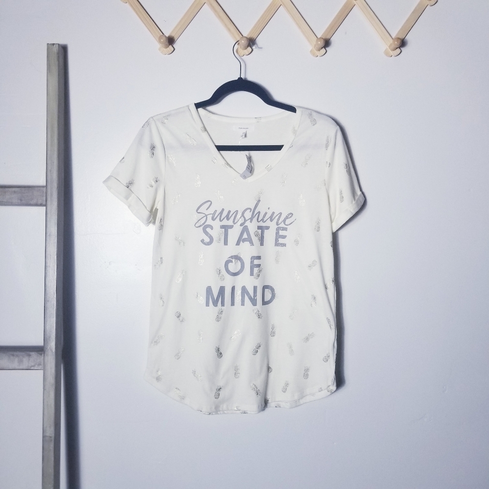 NWT MAURICES GOLD PINEAPPLE SUNSHINE STATE OF MIND TEE SIZE XS CUFFED SLZE XS